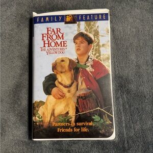 Far From Home: The Adventures of Yellow Dog VHS